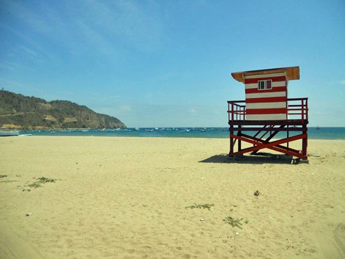 Beach Towns in Ecuador: Which is Best for You?