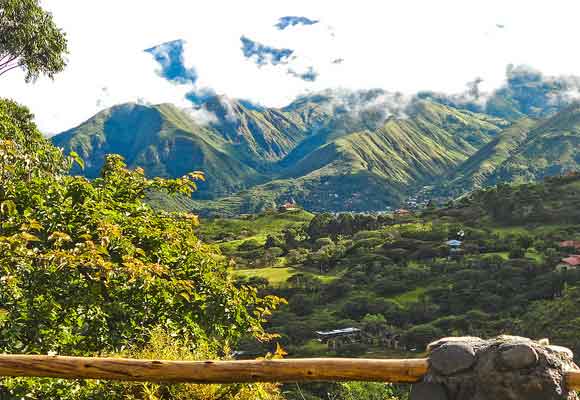 Lunch for $2.50, Rent for $225, and the Scenery for Free in Ecuador