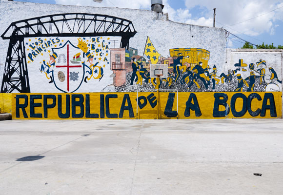 Explore Buenos Aires’ Vibrant Graffiti