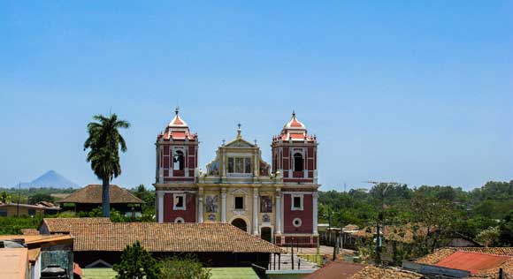 Profits Await in Nicaragua’s Upwardly Mobile, Colonial City