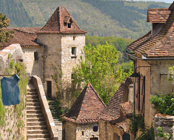 Spend Your Strong Dollar in Medieval Southwest France