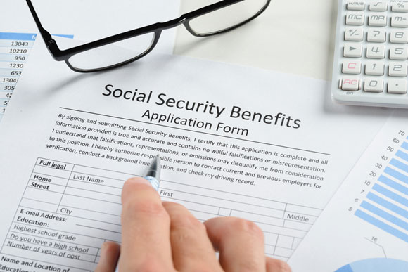 How do I Convert my Social Security into Local Currency Overseas?