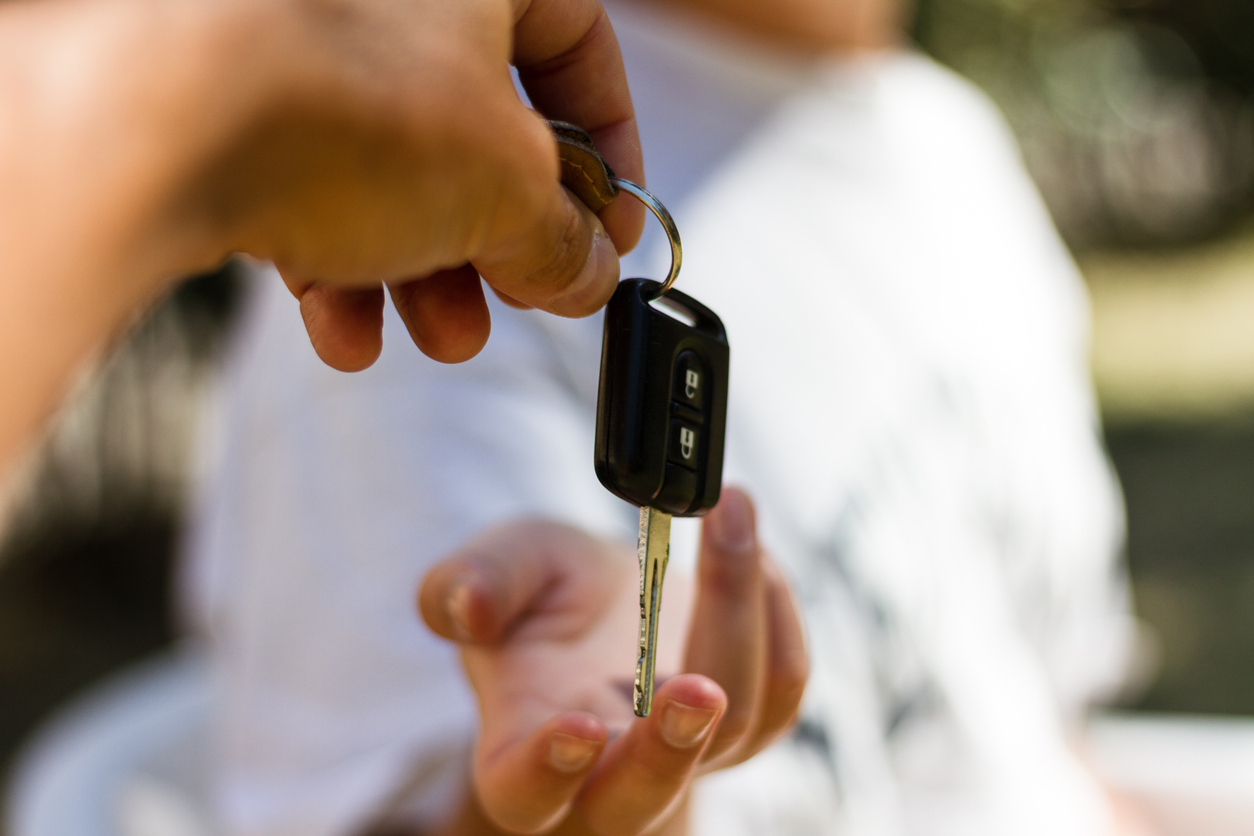 What’s the Best Way to Buy a Used Car in France?