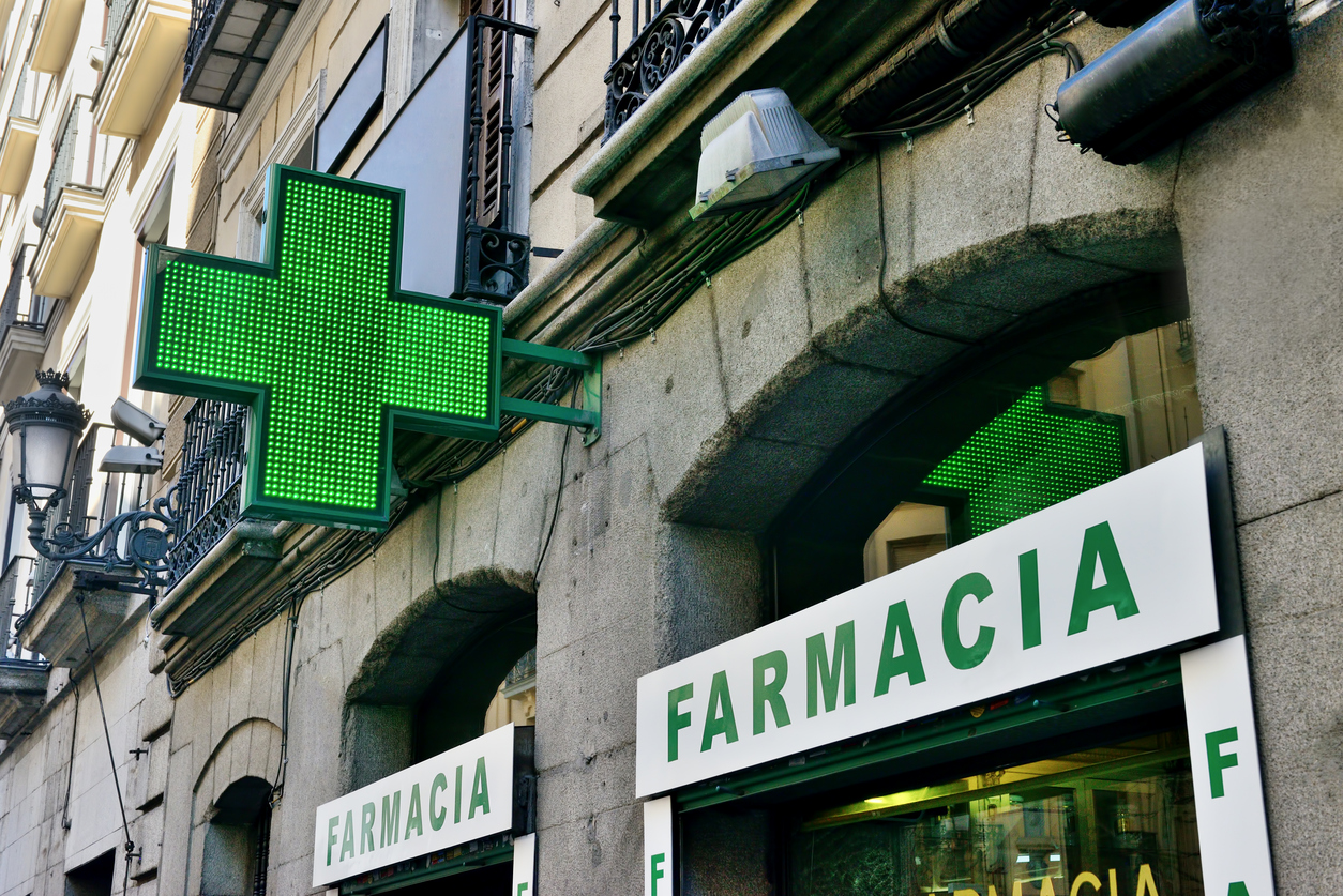 What Do I Need to Know About Pharmacies in Spain?