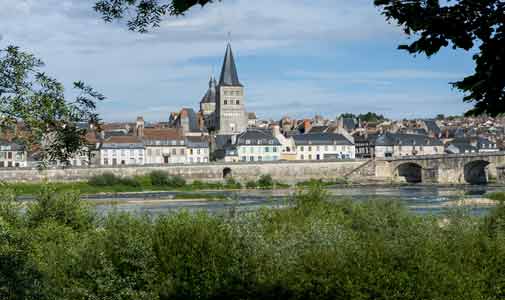 Exploring the Old World Chateaux of the Loire Valley, France