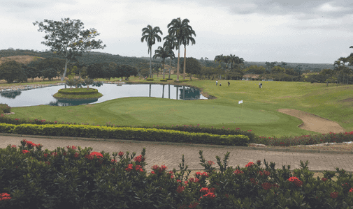 A Golf Retirement With a Choice of Courses in Ecuador
